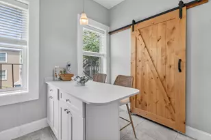 466 E 3rd St, Boston, MA 02127 - Photo 10