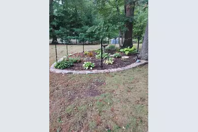 25 Holloway St, Berkley, MA 02779 - Photo 8