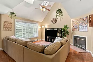 11 Jonathan Cir, Worcester, MA 01604 - Photo 4