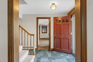 33 Old Carriage Ln, Braintree, MA 02184 - Photo 4