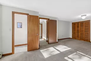 33 Old Carriage Ln, Braintree, MA 02184 - Photo 18