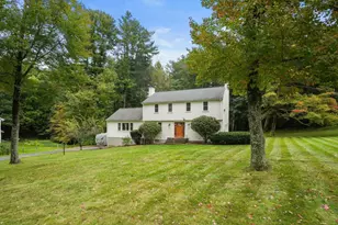 22 Townsend Dr, West Boylston, MA 01583 - Photo 2