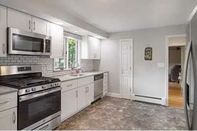 39 Montrose Ave, Wakefield, MA 01880 - Photo 28