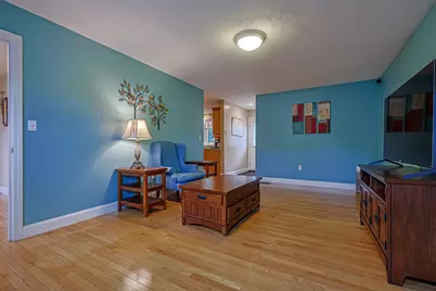 91 Edgewood Ave, Haverhill, MA 01832 - Photo 4