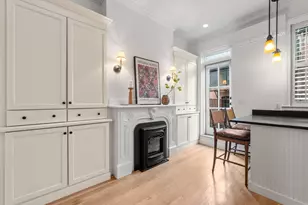 43 Warren Ave, Boston, MA 02116 - Photo 8