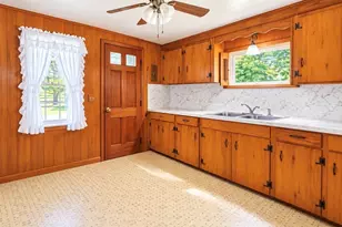 17 Prince St, North Attleboro, MA 02760 - Photo 2