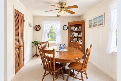 17 Prince St, North Attleboro, MA 02760 - Photo 4