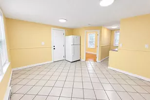 37 Maverick St, Chelsea, MA 02150 - Photo 12