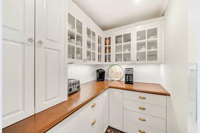 135 Edmunds Road, Wellesley, MA 02481 - Photo 10