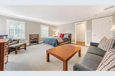 135 Edmunds Road, Wellesley, MA 02481 - Photo 22