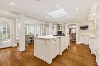 135 Edmunds Road, Wellesley, MA 02481 - Photo 8