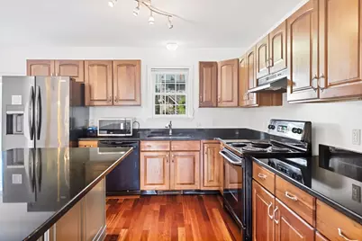 174 Everett St, Boston, MA 02128 - Photo 6