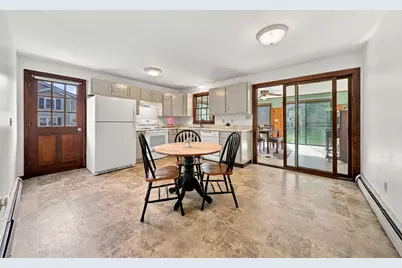 29 Dale Ave, Leominster, MA 01453 - Photo 8