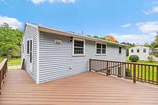 5 Memorial Dr, Northborough, MA 01532 - Photo 8