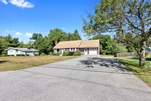 159 Linebrook Rd, Ipswich, MA 01938 - Photo 4