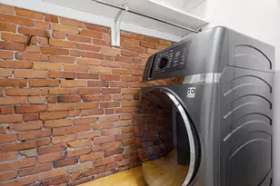 249 W Newton St, Boston, MA 02116 - Photo 26