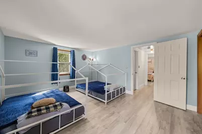 211 Cross St, Hanson, MA 02341 - Photo 20