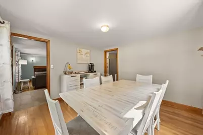 211 Cross St, Hanson, MA 02341 - Photo 18