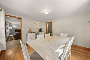 211 Cross St, Hanson, MA 02341 - Photo 18