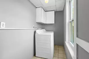 11 Glenwood St, Worcester, MA 01610 - Photo 22