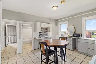 11 Glenwood St, Worcester, MA 01610 - Photo 32