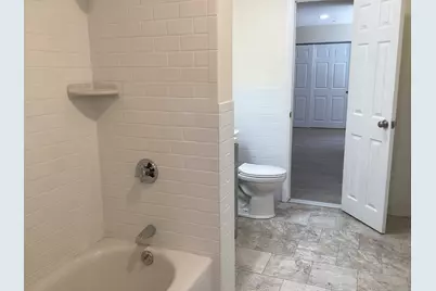 566 Commonwealth Ave #L101, Boston, MA 02215 - Photo 4