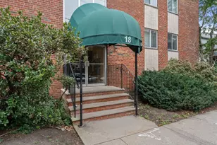 18 Pond St, Boston, MA 02130 - Photo 4