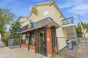 43 Broad St, Lynn, MA 01902 - Photo 1