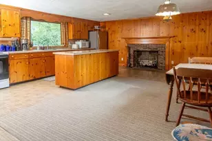 90 N Main St, Deerfield, MA 01373 - Photo 10