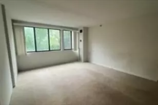 1731 Beacon, Brookline, MA 02445 - Photo 4