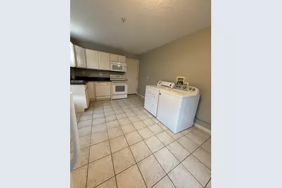 166 Village St #202, Medway, MA 02053 - Photo 12