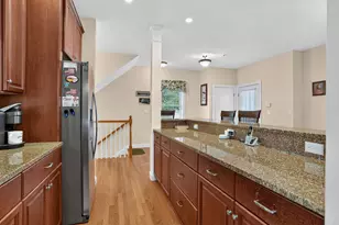 262 Winn St, Burlington, MA 01803 - Photo 10