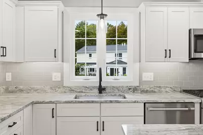 11 Hutchins Circle, Lynnfield, MA 01940 - Photo 14