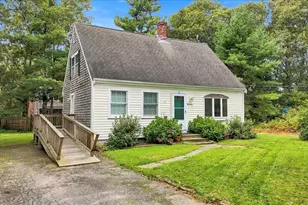 37 Gooseberry Ln, Barnstable, MA 02648 - Photo 1