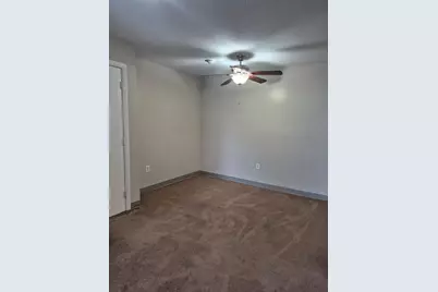 168 Fulton St #5, Fall River, MA 02720 - Photo 2