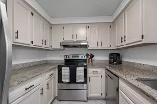 34 Lowell Rd, Pepperell, MA 01463 - Photo 6