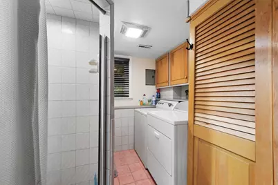 42 Freeport Dr, Burlington, MA 01803 - Photo 22
