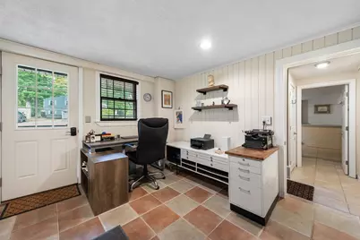 42 Freeport Dr, Burlington, MA 01803 - Photo 20