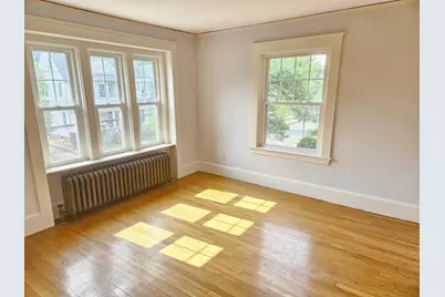 19 Rowe St #2, Newton, MA 02466 - Photo 2