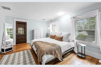 22 S Park Ave, Longmeadow, MA 01106 - Photo 14