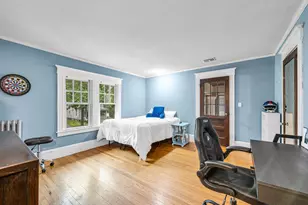 22 S Park Ave, Longmeadow, MA 01106 - Photo 18