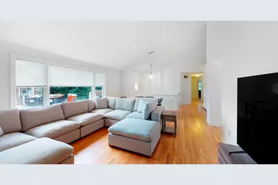 655 South St, Waltham, MA 02453 - Photo 2