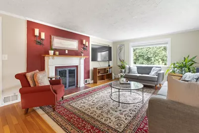 37 Winter St, Wayland, MA 01778 - Photo 2