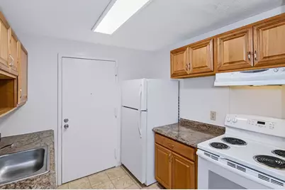 50 Silver Hill Ln #5, Natick, MA 01760 - Photo 8