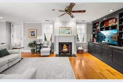 54 Chestnut St #3, Boston, MA 02129 - Photo 2