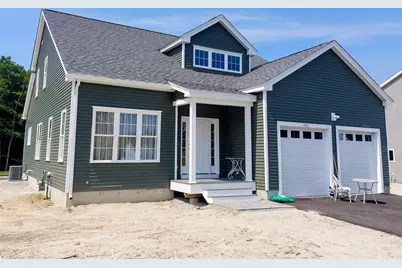 21C Crownshield #21C, Uxbridge, MA 01569 - Photo 1