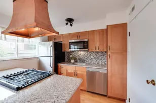 1173 Dickinson St, Springfield, MA 01108 - Photo 2
