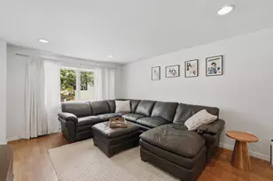 3 Carol Ln, Medway, MA 02053 - Photo 6