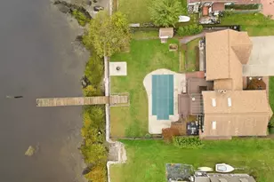 68 Seaview Ave, Swansea, MA 02777 - Photo 38