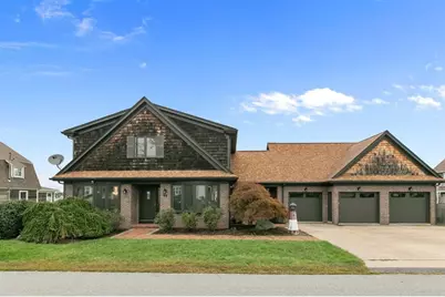 68 Seaview Ave, Swansea, MA 02777 - Photo 1